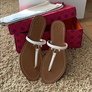 Tory Burch Sandal T Logo Flat Thong